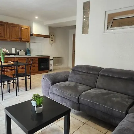 Climatisé En Centre-ville Appartement *