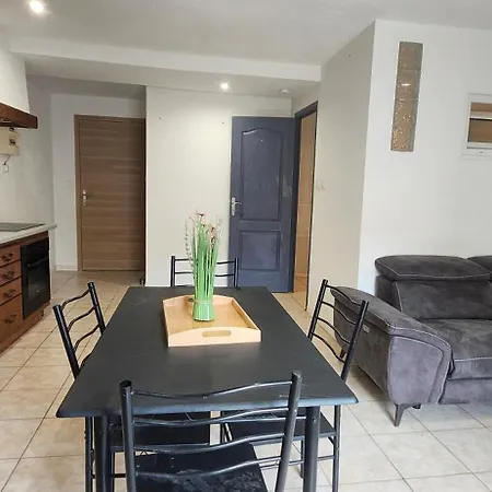 Climatisé En Centre-ville Appartement